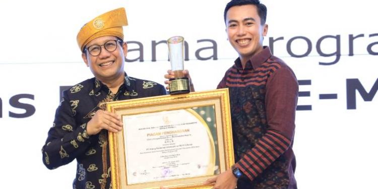 Kilang Cilacap Raih Gold Penghargaan CSR dan PDB Award 2023