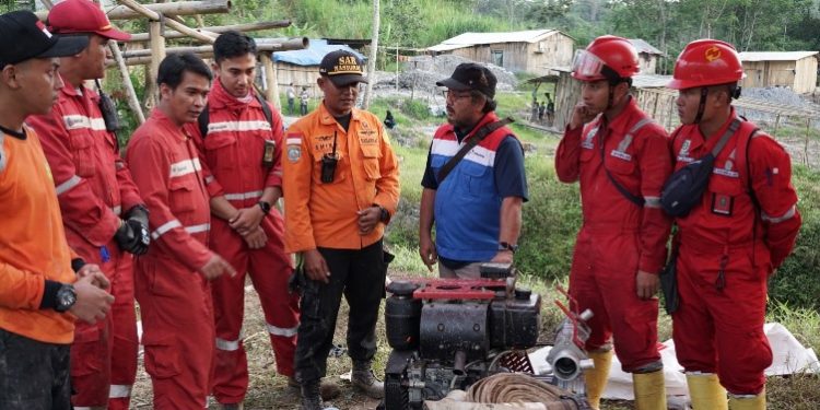 Kilang Cilacap Kerahkan Tiga Unit Pompa Air Untuk Dukung Evakuasi Penambang Emas di Banyumas
