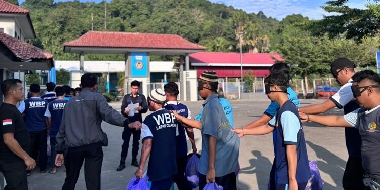 Lapas Cilacap Kelebihan Kapasitas, 24 Napi Dipindahkan Ke Nusakambangan